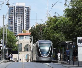 Light train in Jerusalem